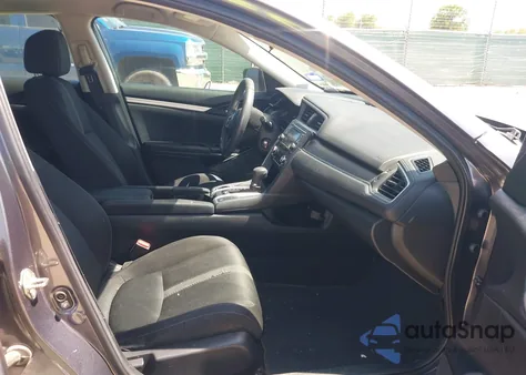 2016 Honda Civic Lx z USA, uszkodzony, nr VIN 19XFC2F57GE217532